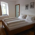 Hotel Hotel- Weingut- Moselloreley Piesport
