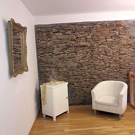 Hotel- Weingut- Moselloreley 2*