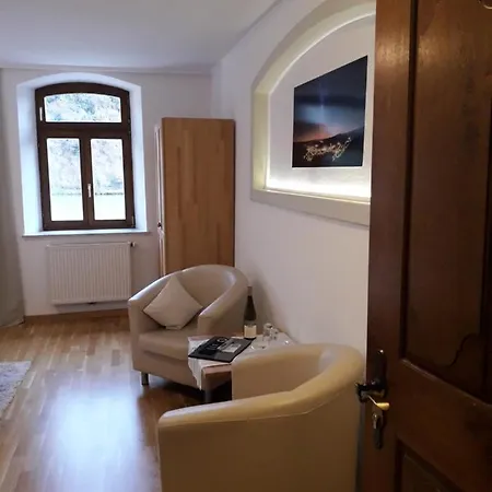 Hotel Hotel- Weingut- Moselloreley Piesport