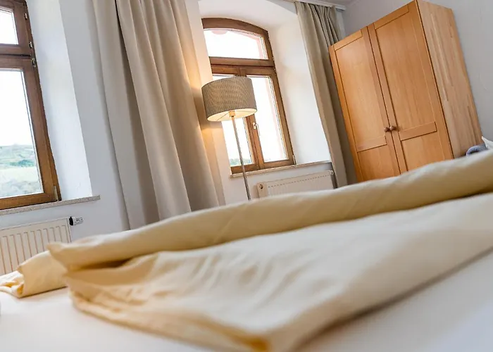 Hotel- Weingut- Moselloreley