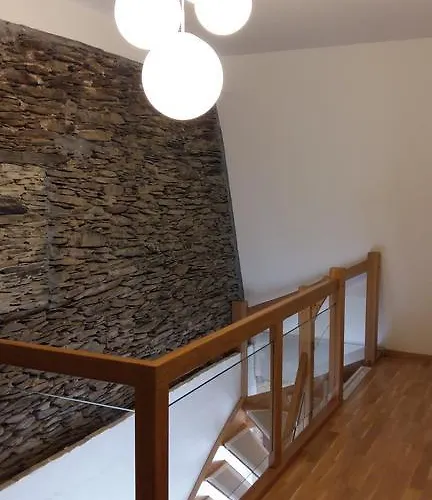 Hotel- Weingut- Moselloreley מלון