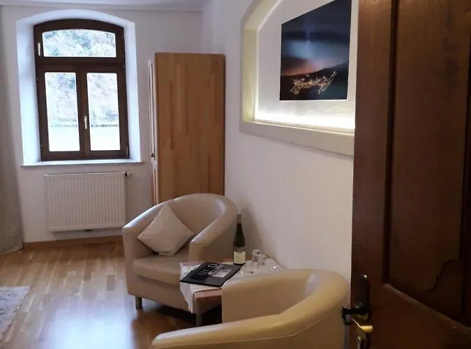 Hotel Hotel- Weingut- Moselloreley Piesport