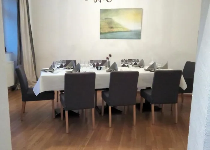 Hotel- Weingut- Moselloreley Piesport